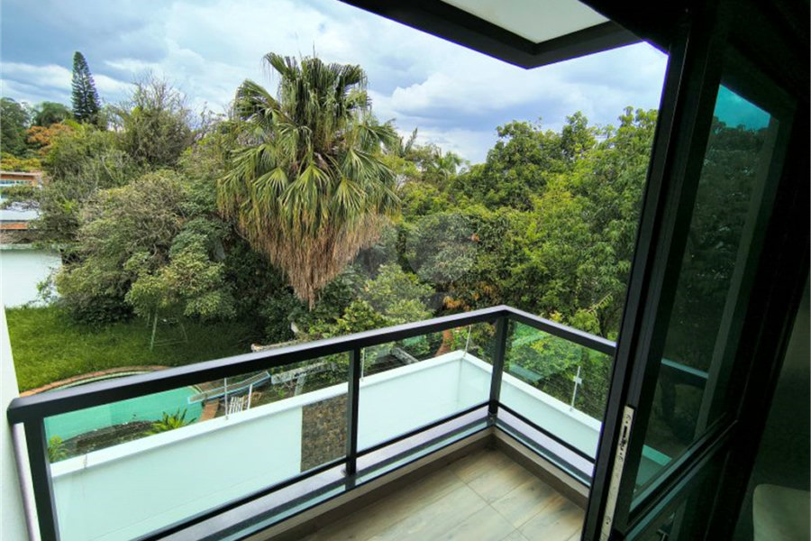 Casa à venda com 4 suítes no condomínio Res São Pedro da Aldeia, São Paulo - SP