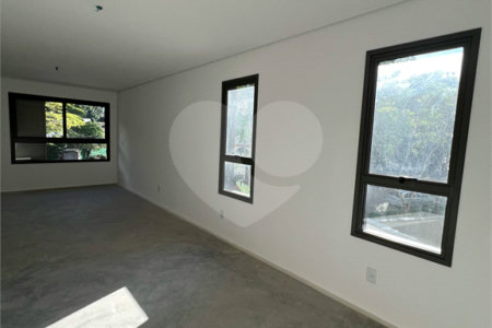 Apartamento à venda com 4 suítes em Sumaré, São Paulo, SP