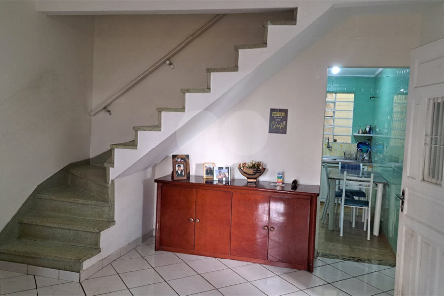Casa à venda com 3 quartos em Vila Guarani, São Paulo, SP