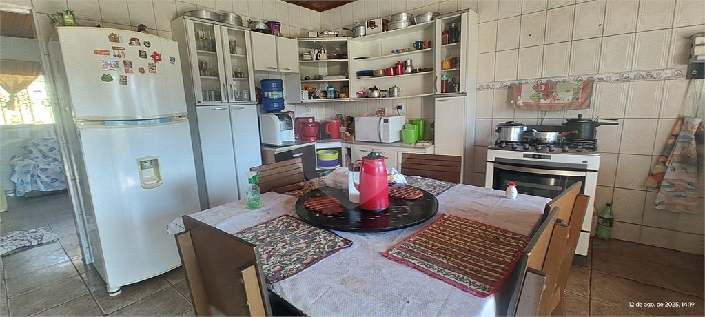 Chácara à venda com 3 quartos, sendo 1 suíte, no Centro, Nazaré Paulista, SP