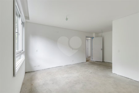 Casa à venda com 4 suítes no condomínio Venezia, São Paulo - SP