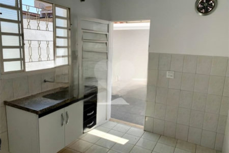 Casa à venda com 2 quartos, sendo 1 suíte,  em Jardim Pitangueiras I, Jundiaí, SP