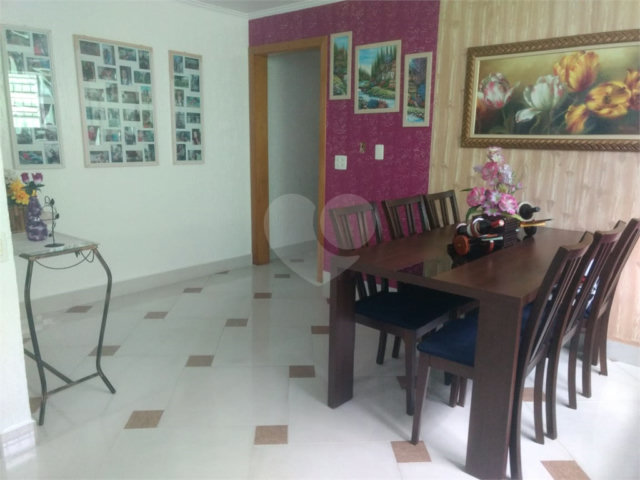 Sobrado à venda com 4 quartos, sendo 1 suíte,  em Vila Guilherme, São Paulo, SP