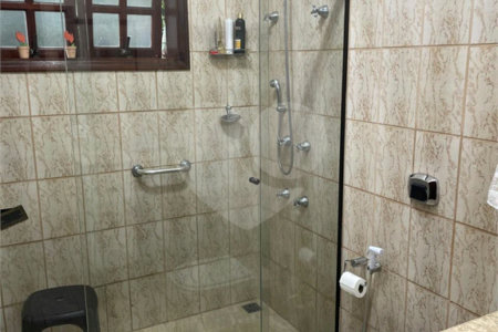 Casa à venda com 7 quartos, sendo 2 suítes, no condomínio São Joaquim, Vinhedo - SP
