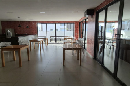Apartamento à venda ou para alugar com 2 quartos, sendo 1 suíte,  em Jardim São Carlos, Sorocaba, SP