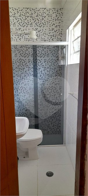 Sobrado à venda com 6 quartos, sendo 3 suítes, em Vila Divina Pastora, São Paulo, SP