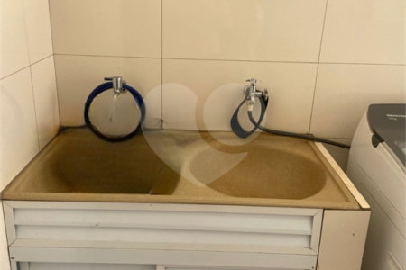 Casa à venda com 3 quartos, sendo 1 suíte, em Ipê, Três Lagoas, MS