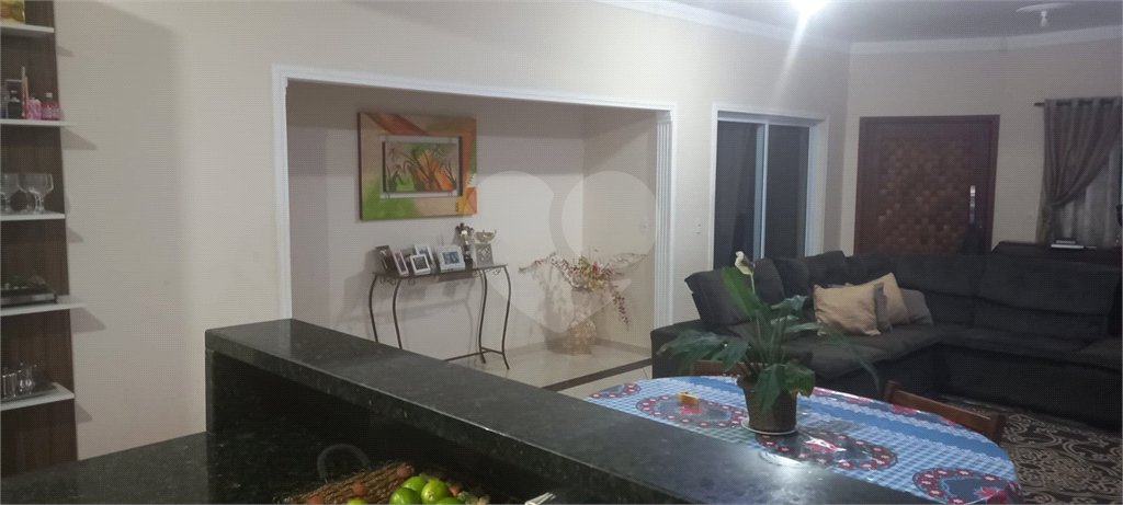 Casa à venda com 3 quartos, sendo 1 suíte, em Portal dos Pinheiros Ii, Itapetininga, SP
