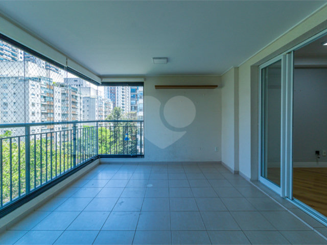 Apartamento à venda com 2 quartos, sendo 1 suíte,  em Jardim Prudência, São Paulo, SP