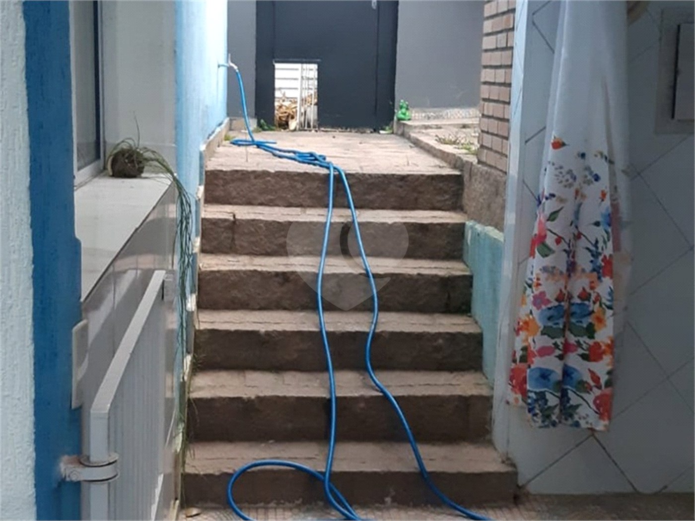 Casa à venda com 4 quartos, sendo 1 suíte, em Horto, São Paulo, SP