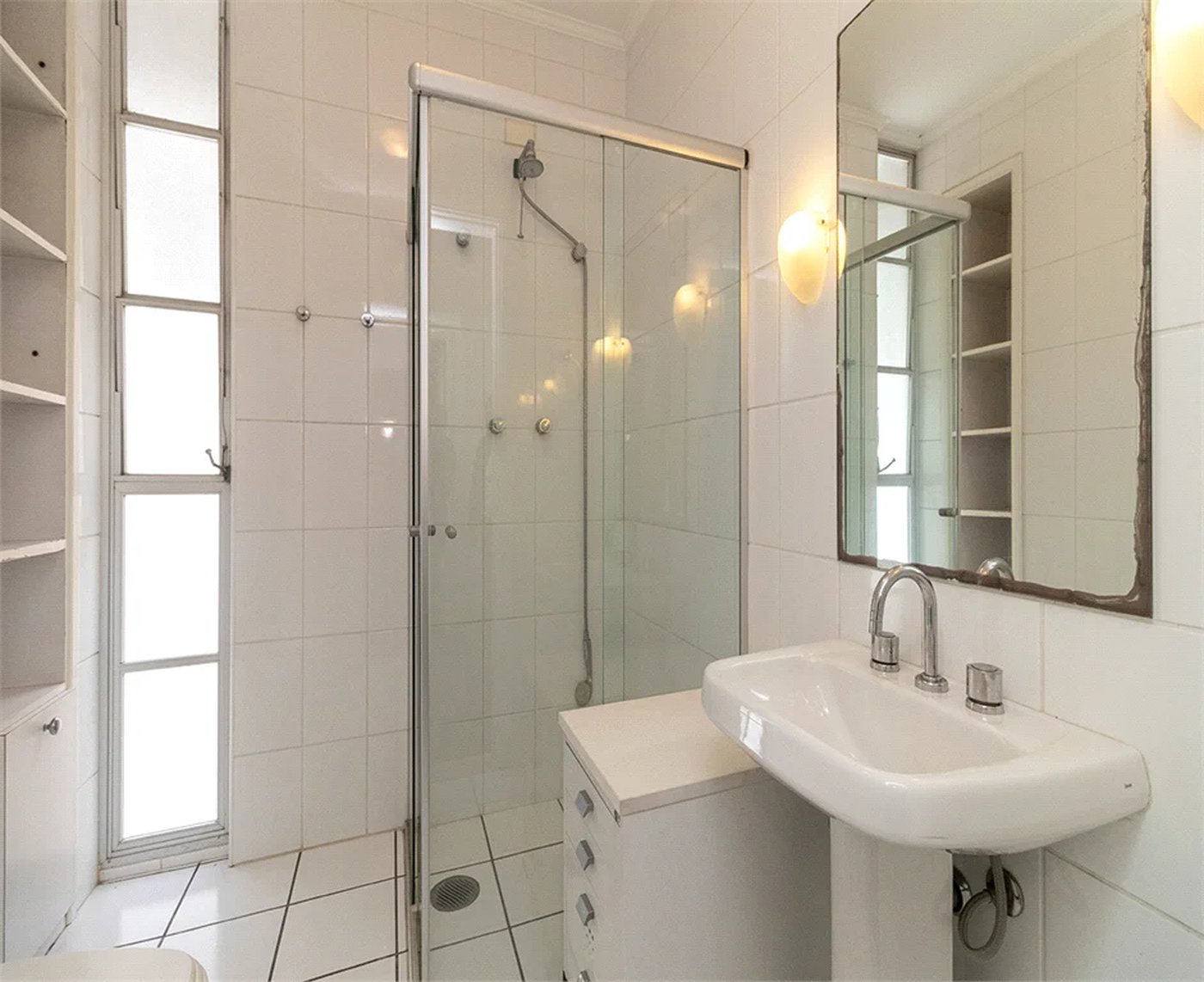 Casa à venda com 3 quartos, sendo 2 suítes,  em Alto de Pinheiros, São Paulo, SP