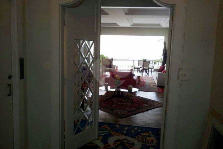 Apartamento à venda com 3 quartos, sendo 1 suíte,  em Bela Vista, São Paulo, SP