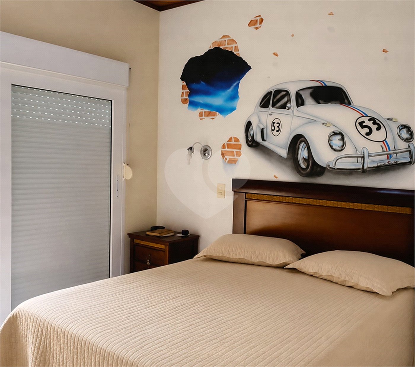 Casa à venda com 5 quartos, sendo 4 suítes, no condomínio Porto Atibaia, Atibaia - SP