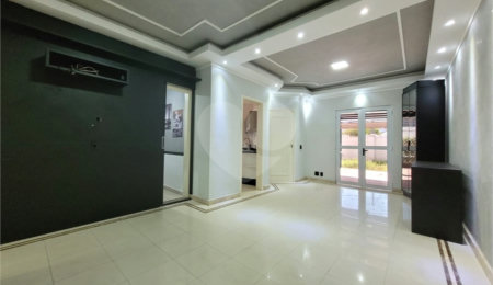 Casa à venda com 3 quartos, sendo 1 suíte,  no condomínio Villa Bella, Sorocaba - SP