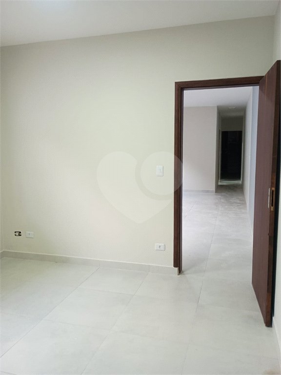 Casa à venda com 3 quartos, sendo 2 suítes, em Jardim Alvinópolis, Atibaia, SP