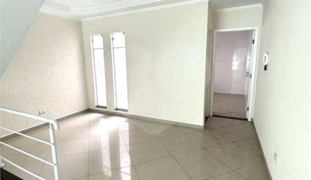 Sobrado à venda com 3 quartos, sendo 1 suíte,  em Vila Invernada, São Paulo, SP