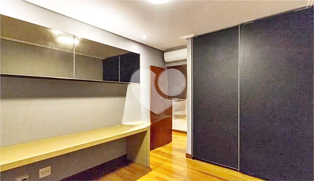 Apartamento à venda com 4 quartos, sendo 3 suítes, em Santana, São Paulo, SP