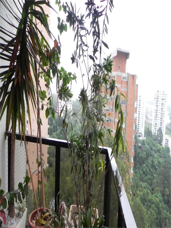 Sobrado à venda com 4 quartos em ANHANGUERA, São Paulo, SP