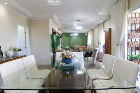 Apartamento à venda com 3 suítes em Santo Amaro, São Paulo, SP