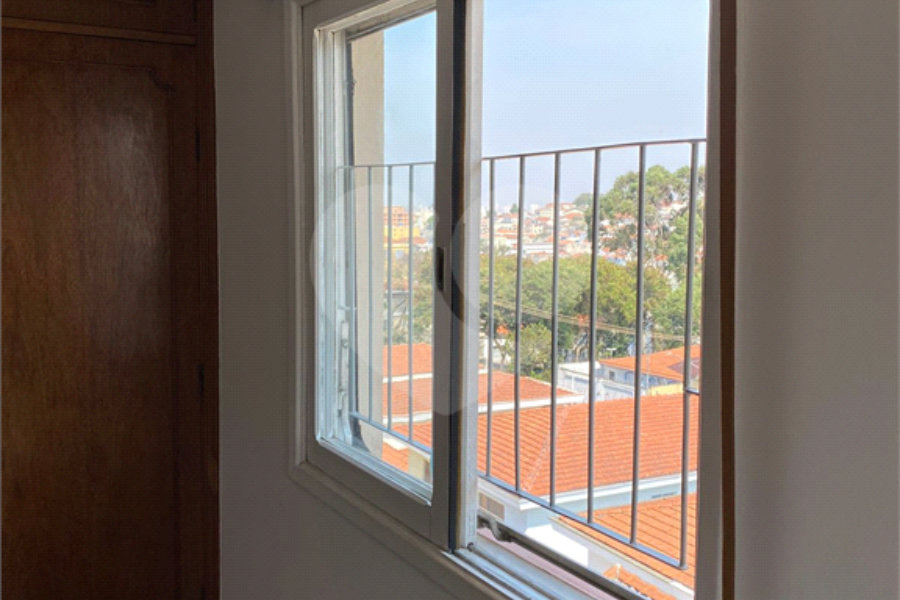 Sobrado à venda com 3 quartos, sendo 1 suíte,  em Santana, São Paulo, SP
