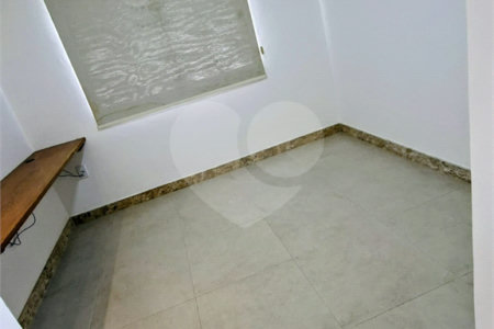 Casa à venda com 3 quartos, sendo 2 suítes, em Orla Norte, Porto Seguro, BA