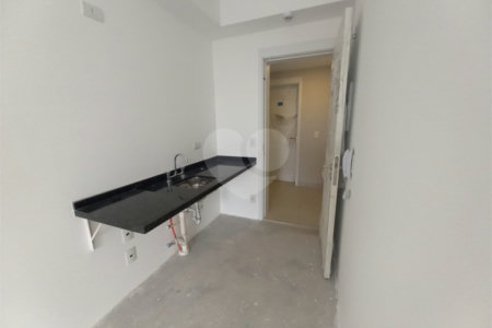 Studio à venda com 1 suíte em Parada Inglesa, São Paulo, SP