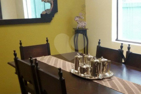 Sobrado à venda com 3 quartos, sendo 1 suíte, em Santa Teresinha, São Paulo, SP