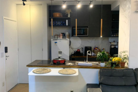 Apartamento à venda com 2 quartos em Parque Reboucas, São Paulo, SP