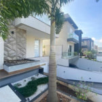 Casa à venda com 4 quartos, sendo 3 suítes, no condomínio Brisa 1, Mogi das Cruzes - SP