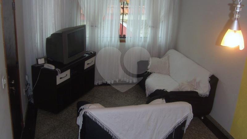 Sobrado à venda com 3 quartos, sendo 1 suíte, em Tremembé, São Paulo, SP