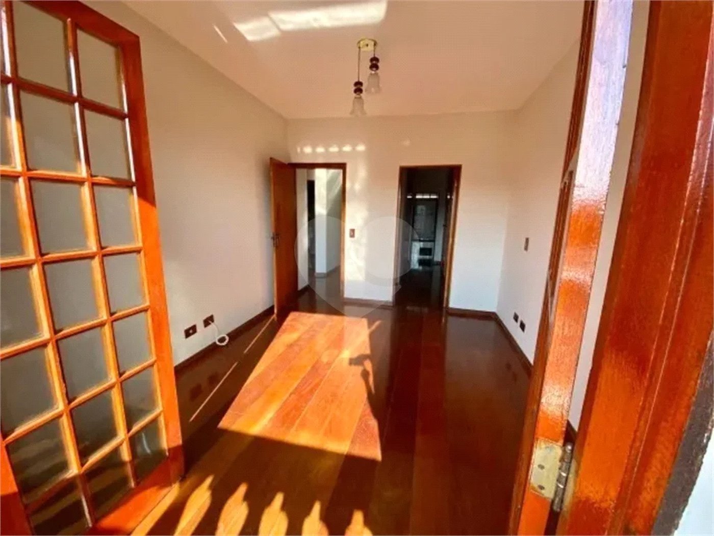 Casa à venda com 4 quartos, sendo 2 suítes,  em Jardim da Fonte, Jundiaí, SP