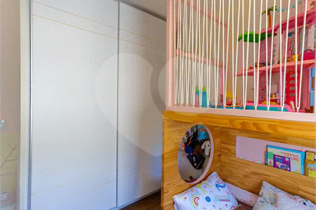 Apartamento de 149,51m2, 3 dormitórios, 1 suíte, toalete social, living 2 ambientes, 2 vagas fixas e lazer completo em Higienópolis.