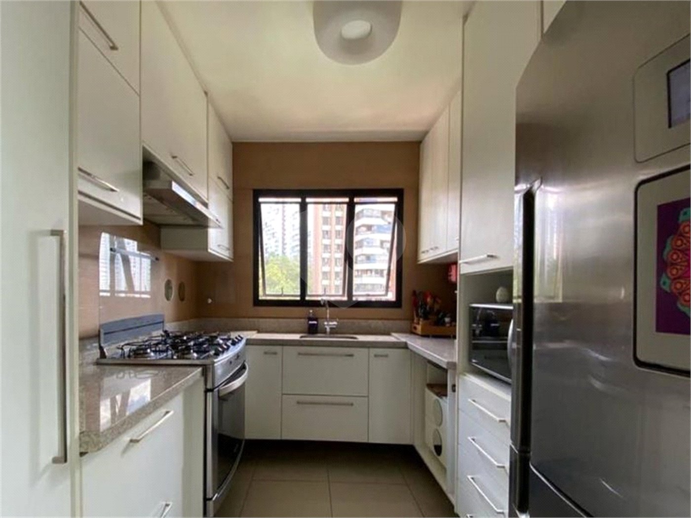 Apartamento à venda com 3 suítes em Vila Suzana, São Paulo, SP