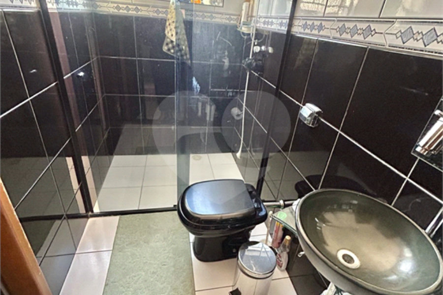 Sobrado à venda com 3 suítes em Vila Guilherme, São Paulo, SP