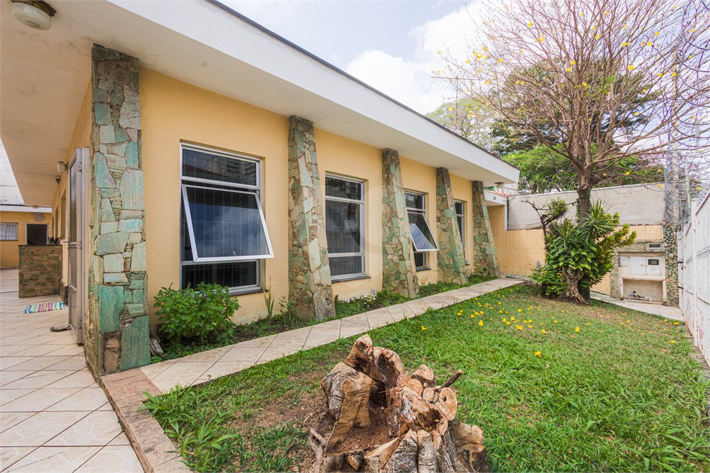 Casa à venda com 3 quartos, sendo 1 suíte,  em Vila Rosália, Guarulhos, SP