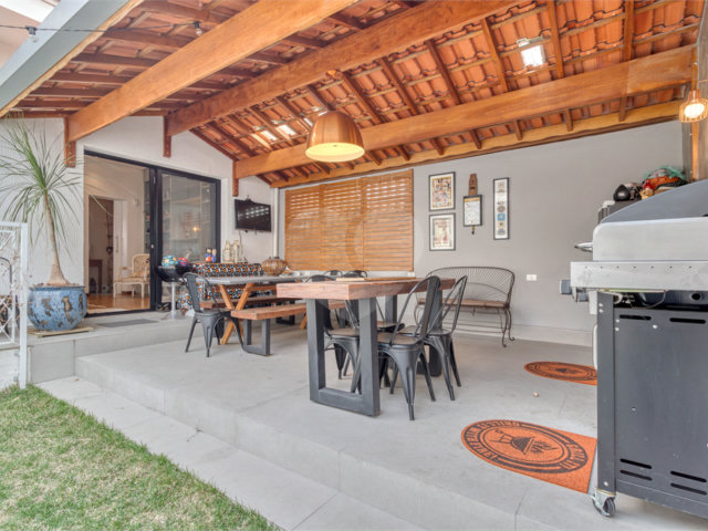 Casa à venda com 3 quartos, sendo 1 suíte,  em Granja Julieta, São Paulo, SP