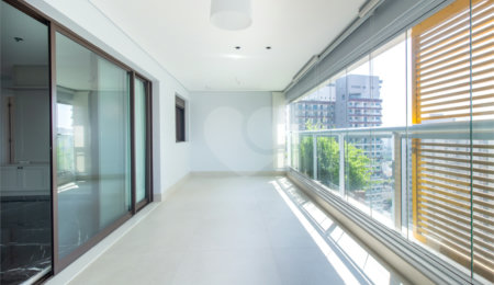 Apartamento à venda com 3 suítes em Brooklin, São Paulo, SP