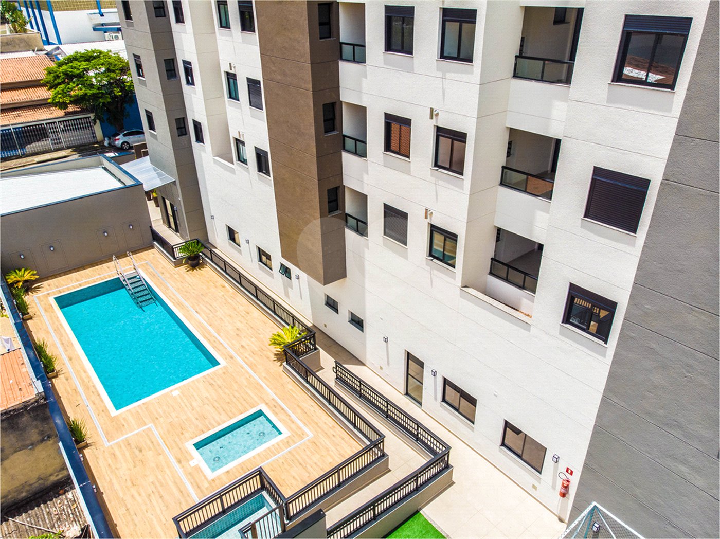 Apartamento à venda com 3 quartos, sendo 1 suíte,  em Jardim Oswaldo Cruz, São José dos Campos, SP