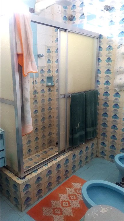 Sobrado à venda com 3 quartos em Vila Cordeiro, São Paulo, SP