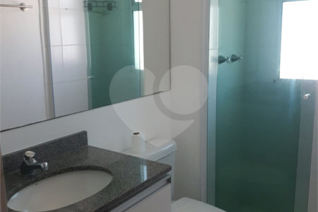 Apartamento à venda ou para alugar com 2 quartos, sendo 1 suíte, em Jardim Carambeí, São Roque, SP