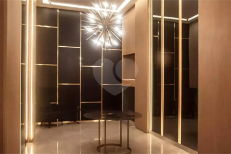 Apto Gardem à venda com 162m², 3 quartos e 2 vagas,a 600 metros do Metrô Santa Cruz. Aceita e estuda Permuta.