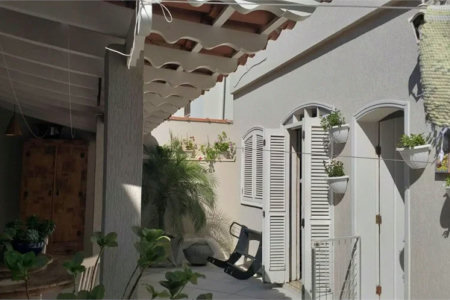 Casa à venda com 4 quartos, sendo 3 suítes, em Jardim Bonfiglioli, São Paulo, SP