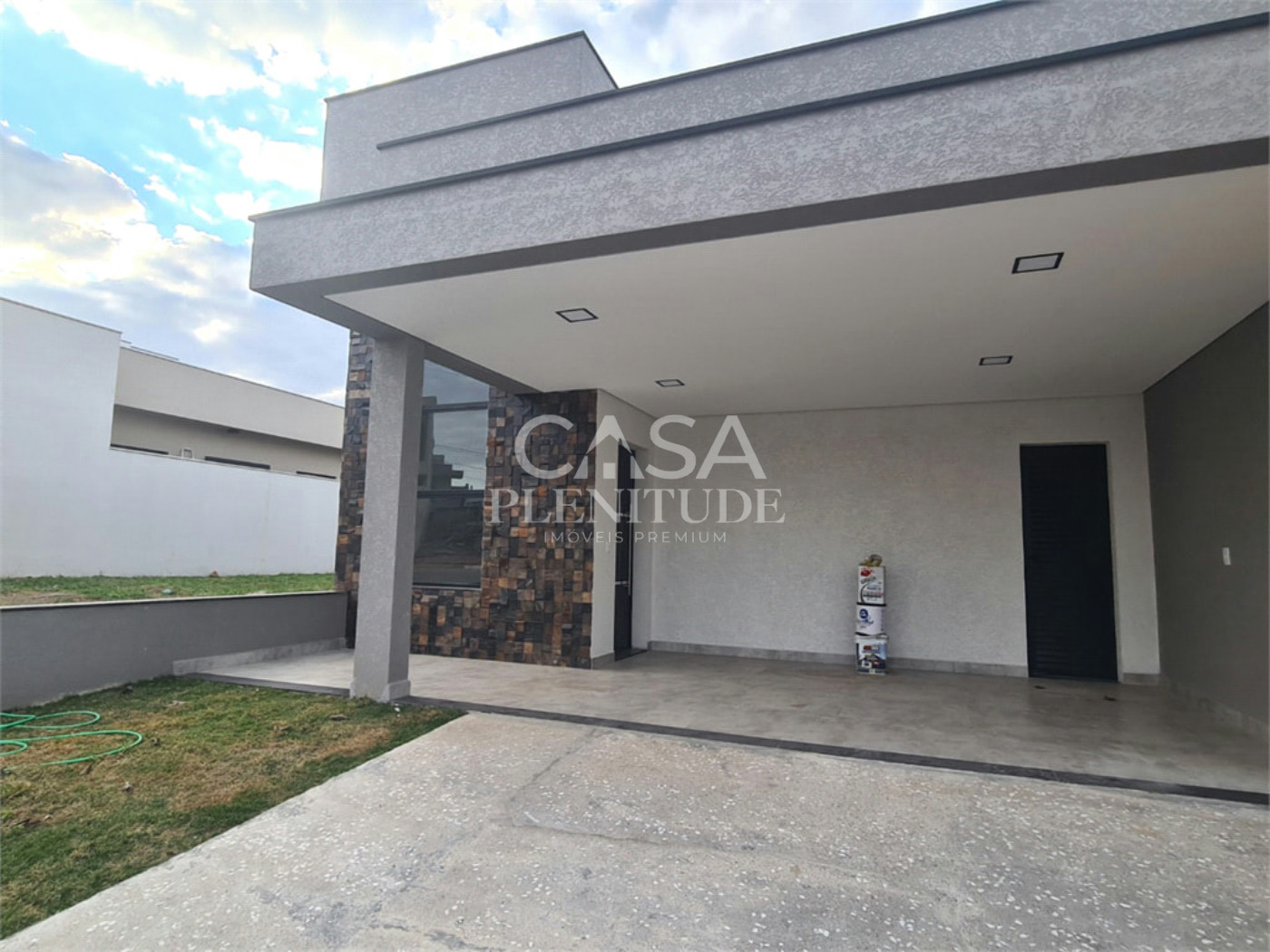 Casa em condomínio à venda com 3 quartos, sendo 1 suíte, em Wanel Ville, Sorocaba, SP