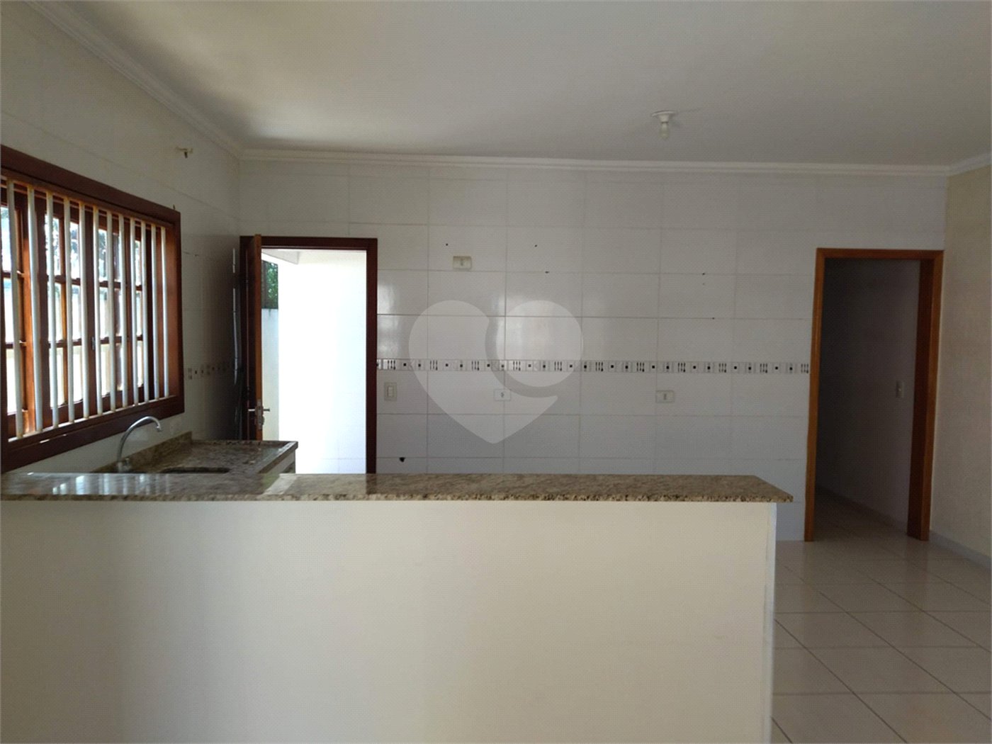 Casa Térrea à venda com 3 quartos, sendo 1 suíte, em Jardim das Cerejeiras, Atibaia, SP