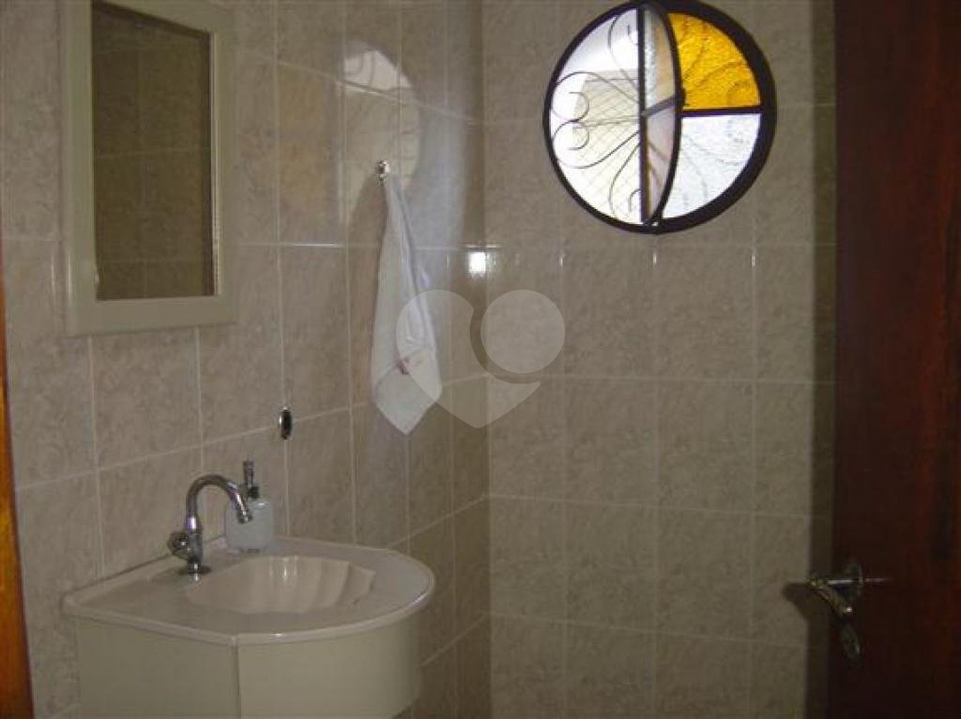 Sobrado à venda com 5 quartos, sendo 1 suíte, em Vila Nova Cachoeirinha, São Paulo, SP