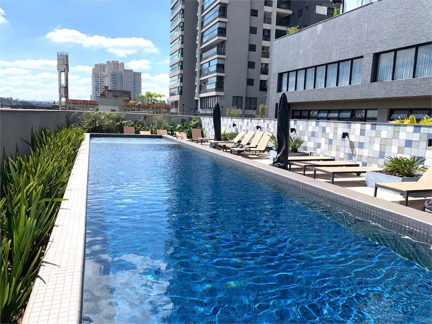 Apartamento à venda ou para alugar com 2 quartos, sendo 1 suíte, em Vila Leopoldina, São Paulo, SP