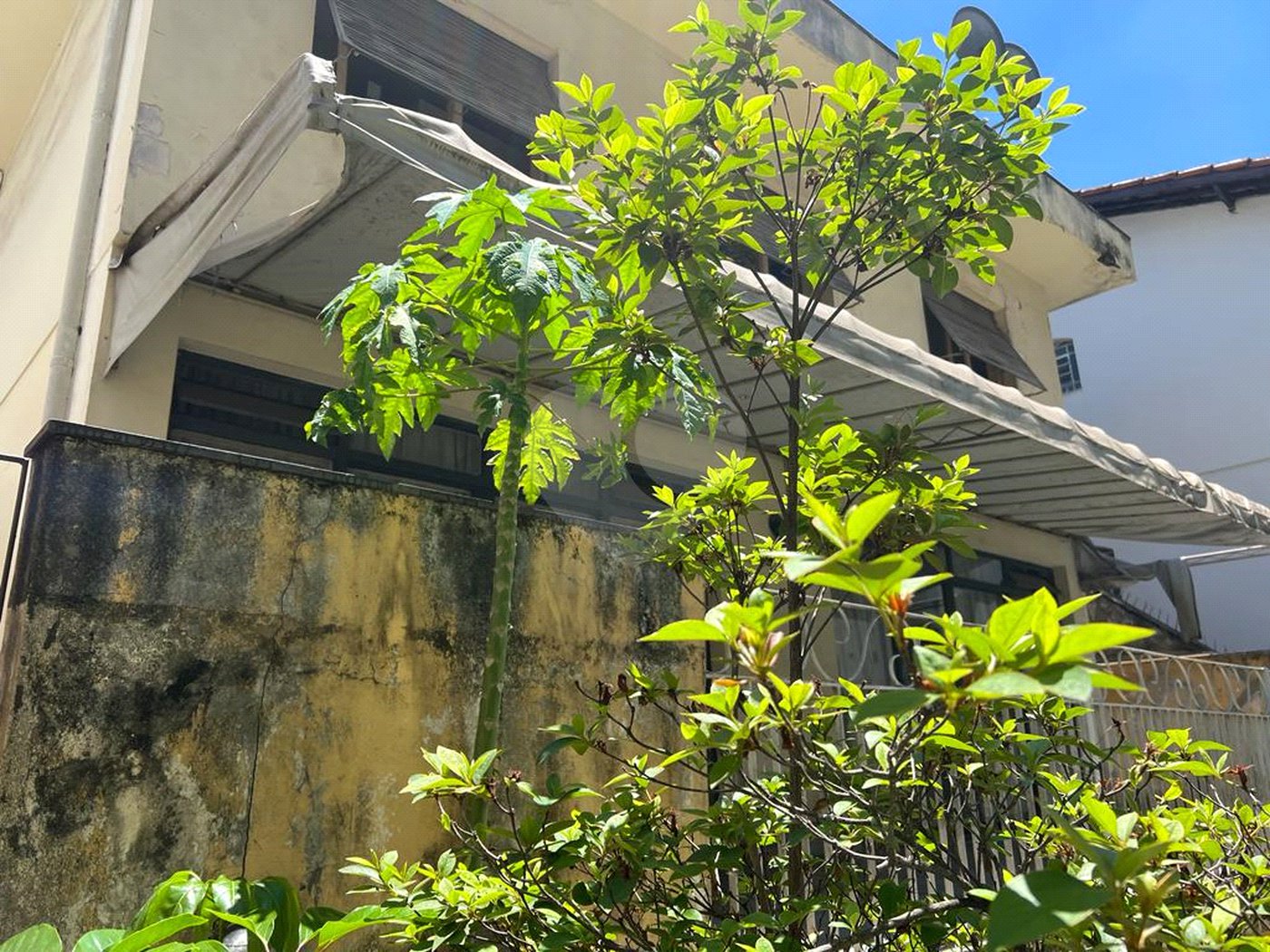 Casa à venda com 4 quartos, sendo 1 suíte, em Jardim das Vertentes, São Paulo, SP