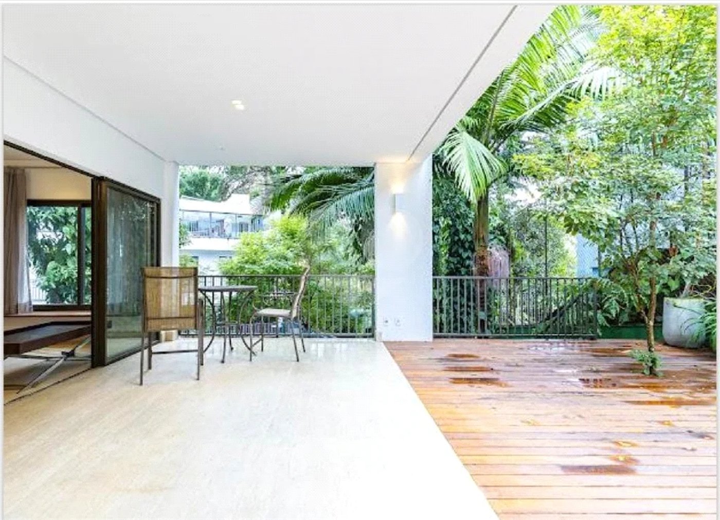 Casa de Condomínio com 3 Quartos e 3 banheiros à Venda, 100 m² por R$ 585.000 - Aceita Permuta