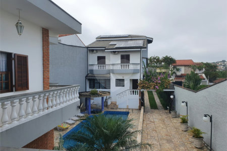 Casa à venda com 4 quartos, sendo 2 suítes,  em Mogi Moderno, Mogi das Cruzes, SP