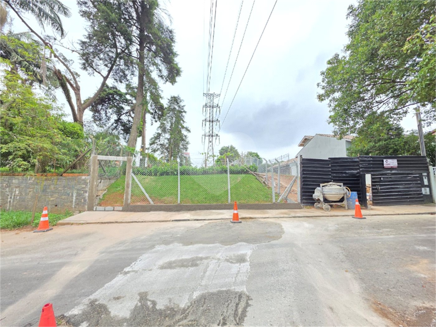 Terreno à venda em Jardim do Engenho, Cotia, SP